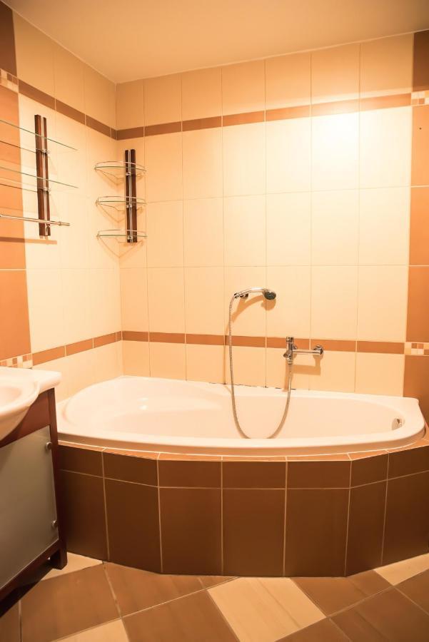 Vysoké Tatry Apartmany Fortuna מראה חיצוני תמונה